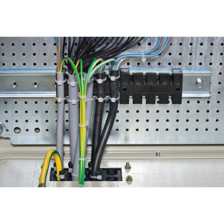 Set od 10 plastičnih držača kablova
